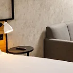 Ibis London Heathrow Terminal 5