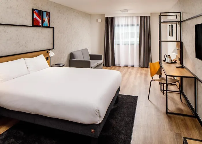 Ibis London Heathrow Terminal 5