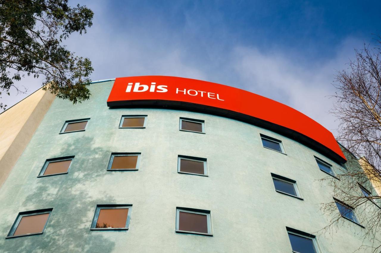 Ibis London Heathrow Terminal 5 Hotel