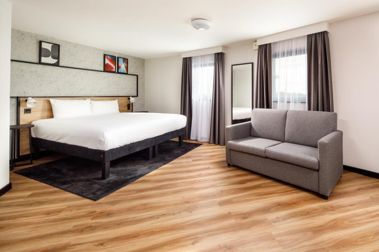 Ibis London Heathrow Terminal 5 Hotel 3*
