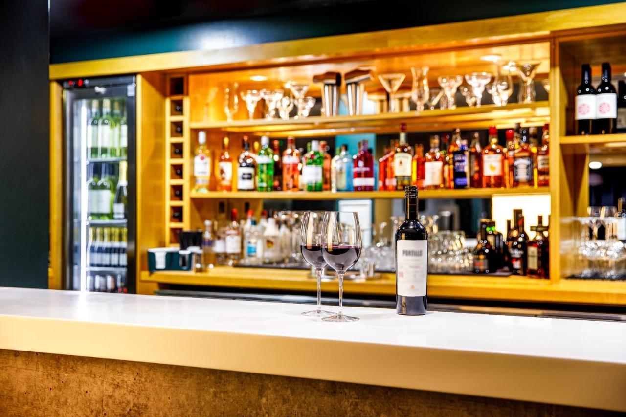 Hotel Ibis London Heathrow Terminal 5 3*