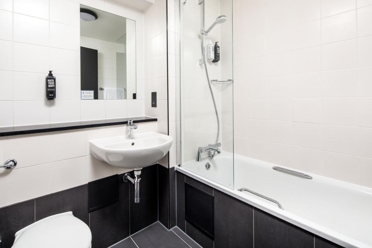 Hotel Ibis London Heathrow Terminal 5
